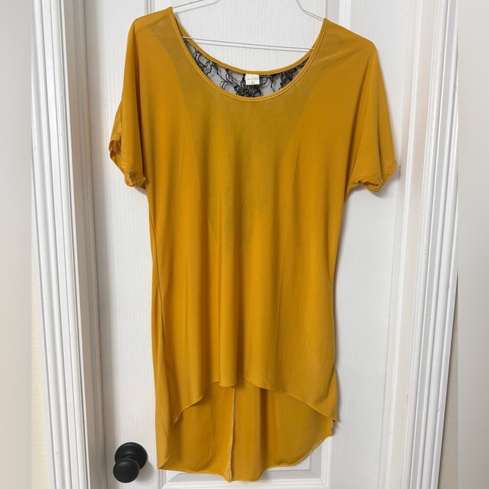 High Low Tunic deep v black lace back mustard yellow size XL